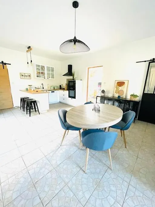Apartment Maison Au Milieu Des Chevaux L'Isle-sur-la-Sorgue France